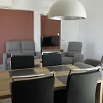Gehl Apartman Lopar
